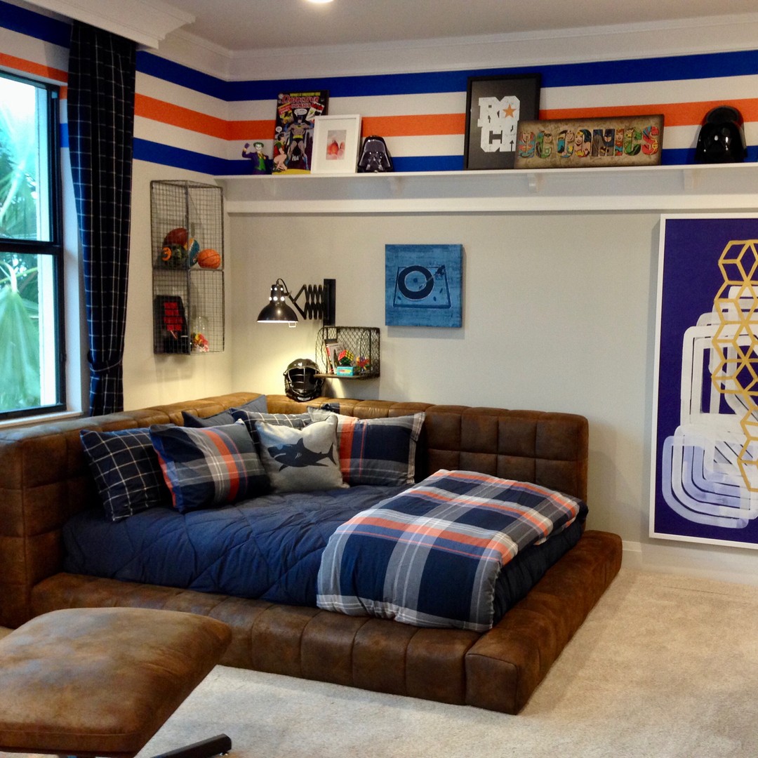 17. Surfboard Skateboard Fusion: a Bedroom Where Adventure Meets Rest