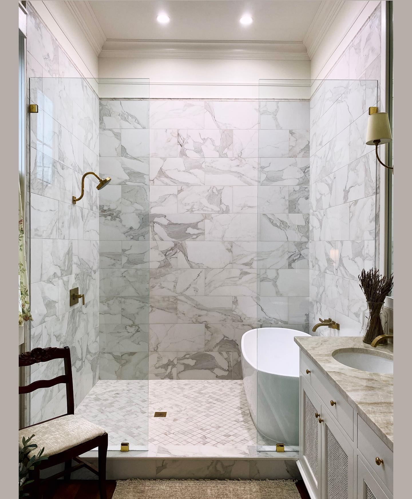 10. a Cascade Of Pebbles and Glass: the Open Shower Experience