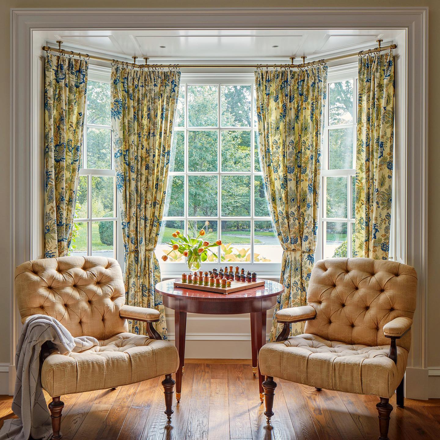 7. a Symphony Of Textures: Woven Baskets and Velvet Cushions on a Rustic Wooden Bench