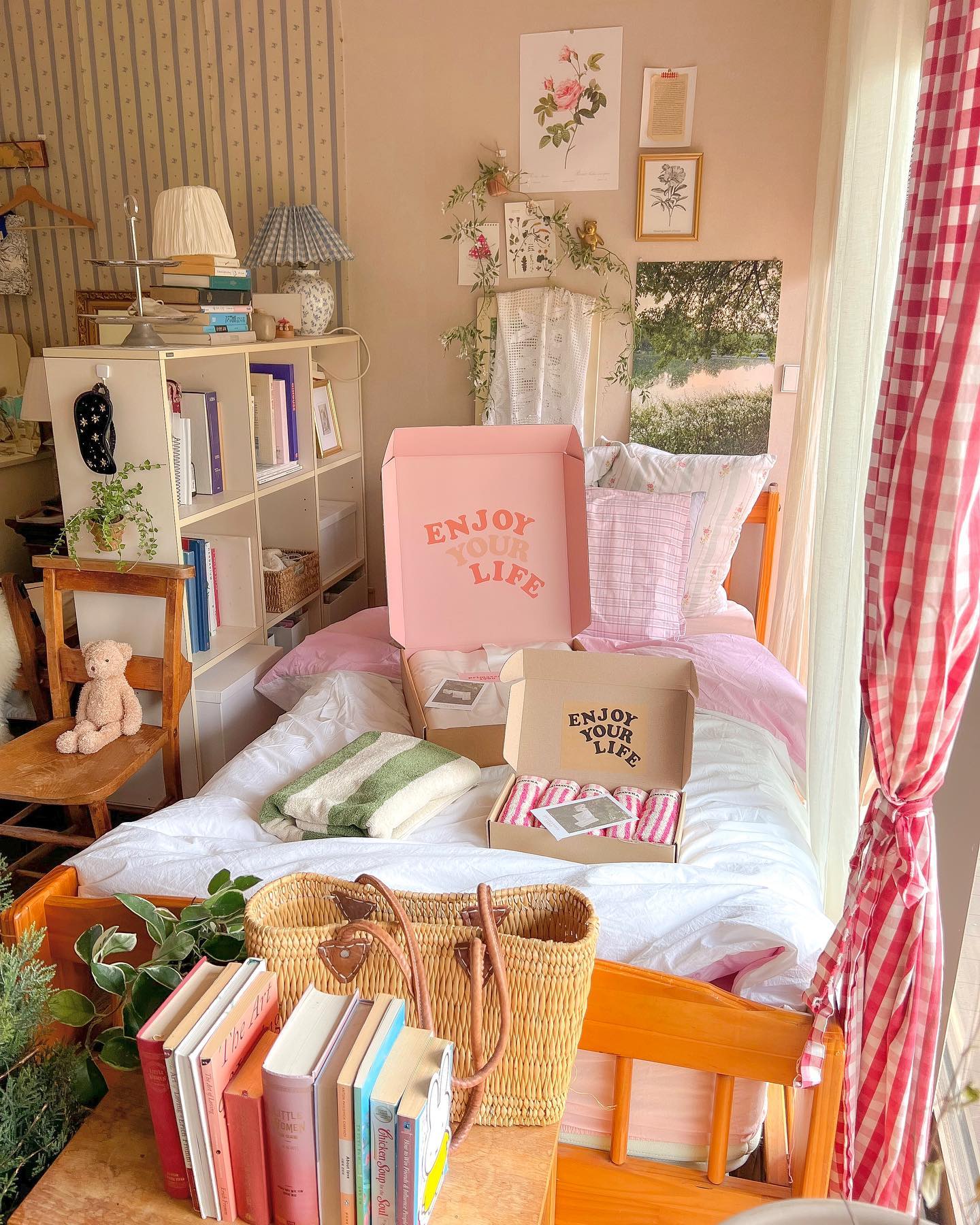 24. the Mossy Canopy Bed with Wildflower Accents and Sun-dappled Walls