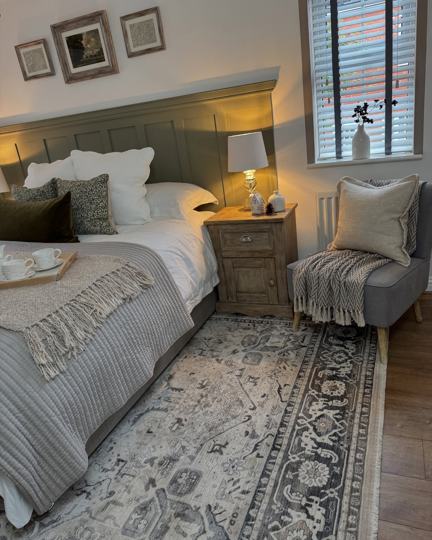 6. Moonlit Waves on Crimson Sands: a Bedroom Rug with Oceanic Texture and Vibrant Contrast