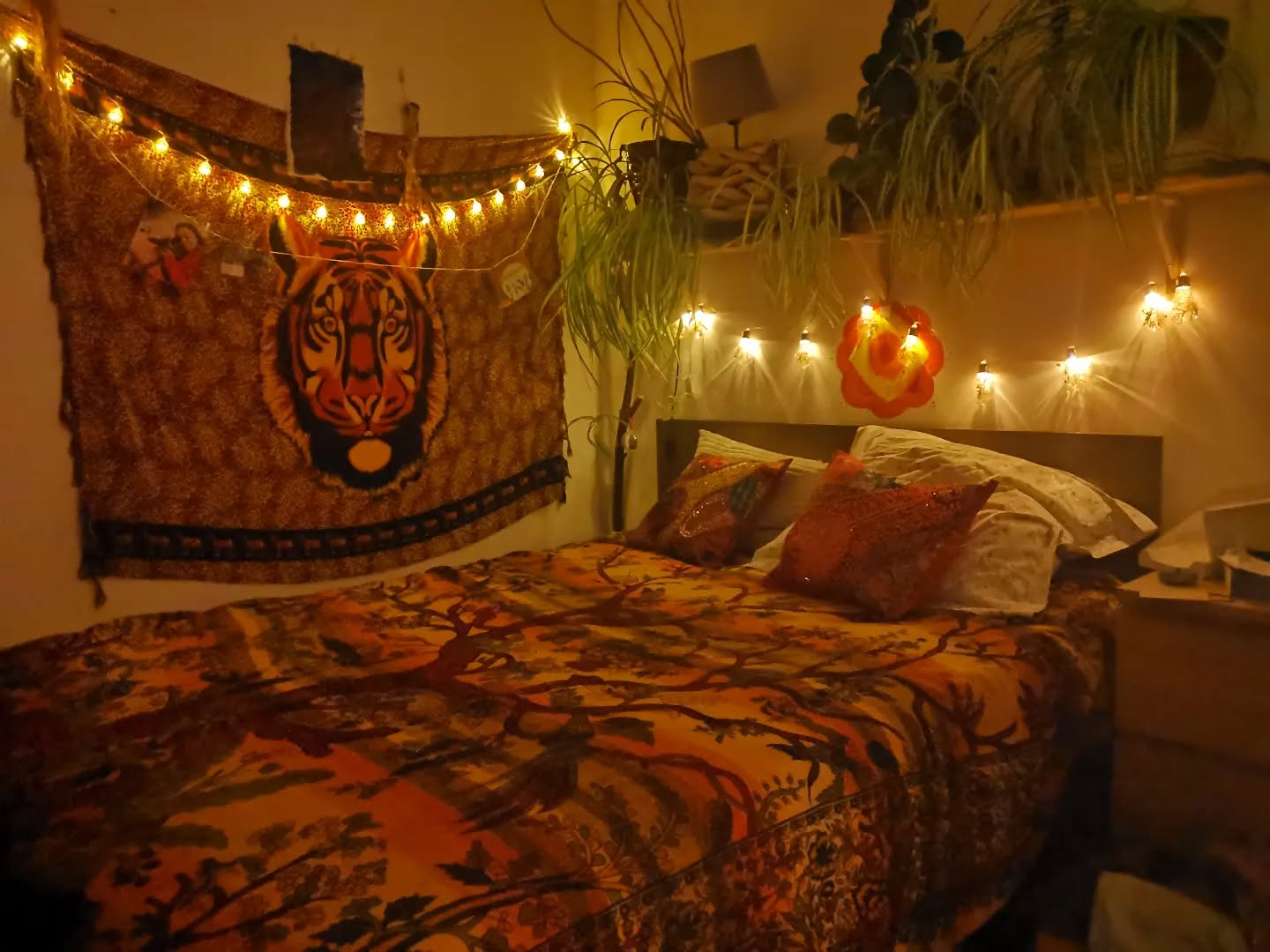 8. Soft Lavender Whispers and Macrame Magic: a Cozy Nook for Dreamers