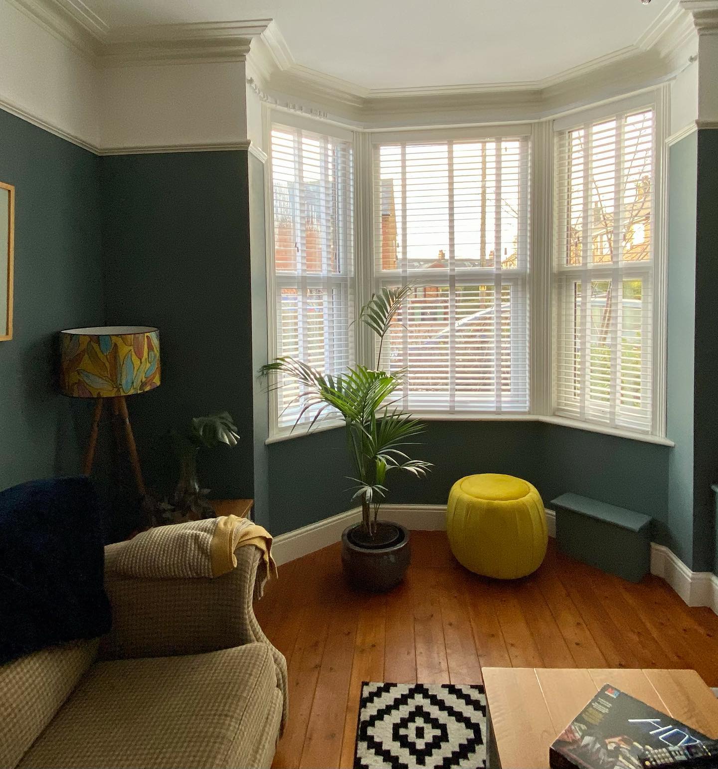 20. Cascading Ferns and Vintage Lace Overlooking a Sunlit Garden