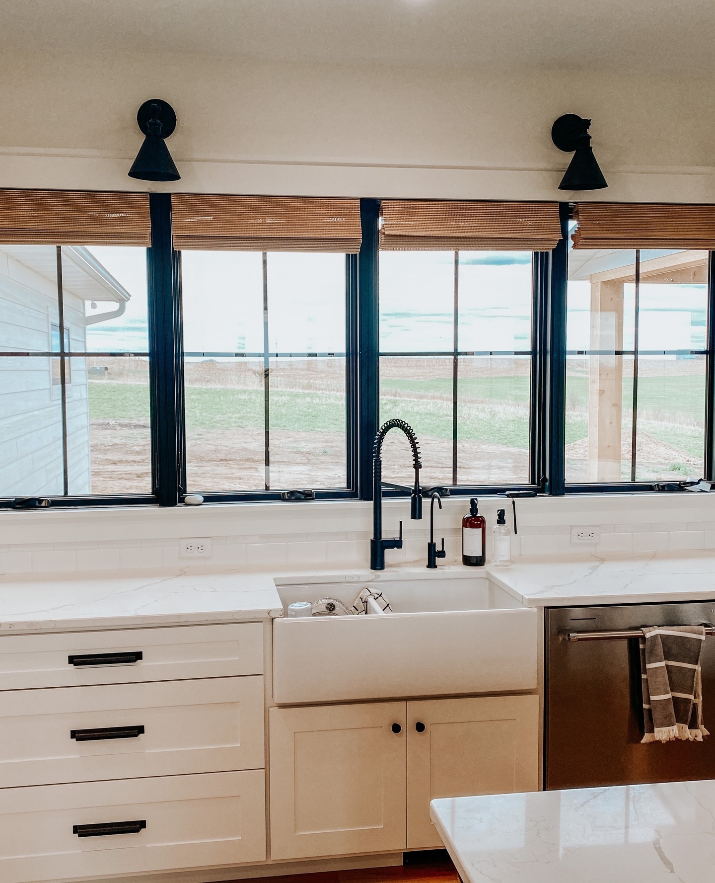 21. a Copper Cascade Over Farmhouse Wood: the Unique Sink Shelf