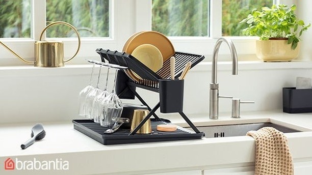 10. the Interlocking Bamboo and Metal Mesh Soap Tray with Rustic Stone Accent