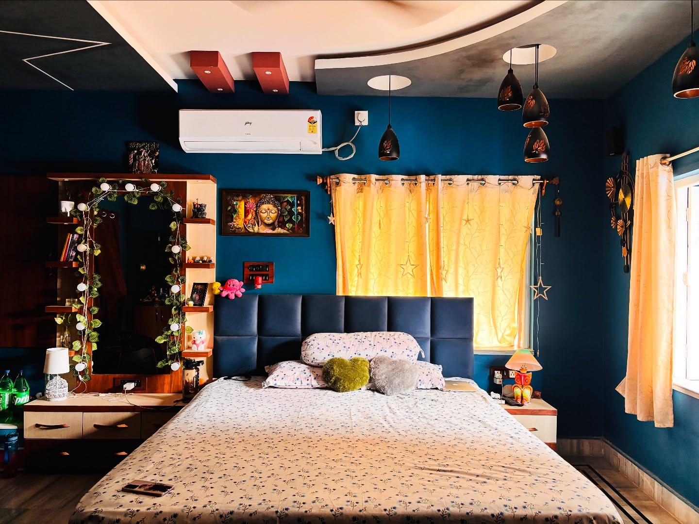 9. Moonlit Serenity: a Bedroom with Soft Lilac Walls and a Canopy Bed