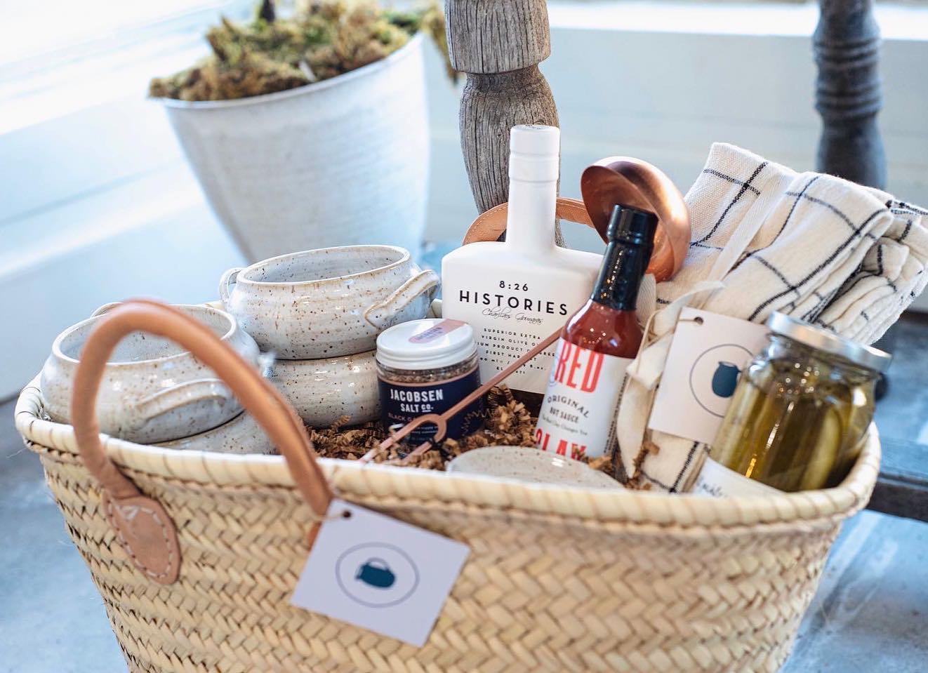 17. Vibrant Citrus Zest and Olive Oil Infusion Basket with Handcrafted Pottery