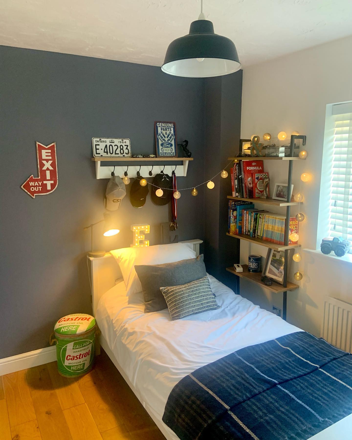 10. a Skateboard-suspended Ceiling Fan and Graffiti Wall Teen Haven