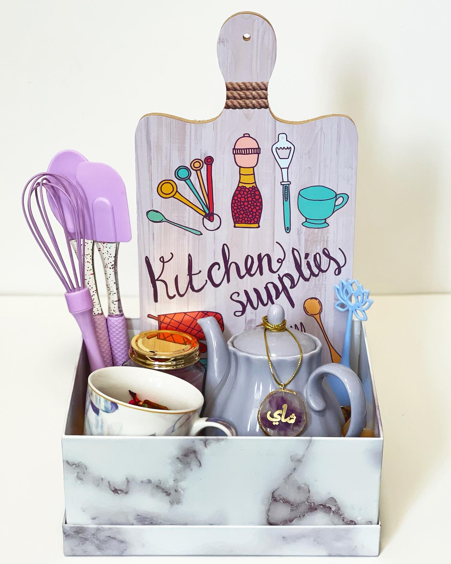 23. Honeycomb Drizzle Delight: a Gourmet Kitchen Gift Basket with Local Honey and Artisan Crackers