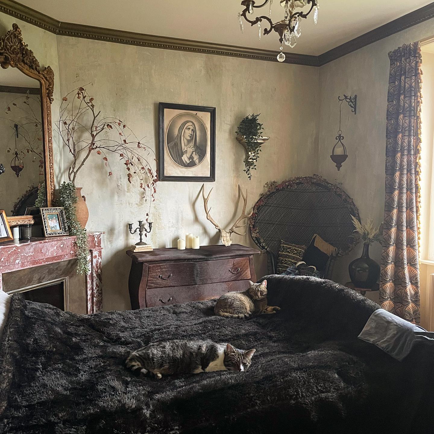 22. a Canopy Of Wildflowers Over a Mossy Bed Nook