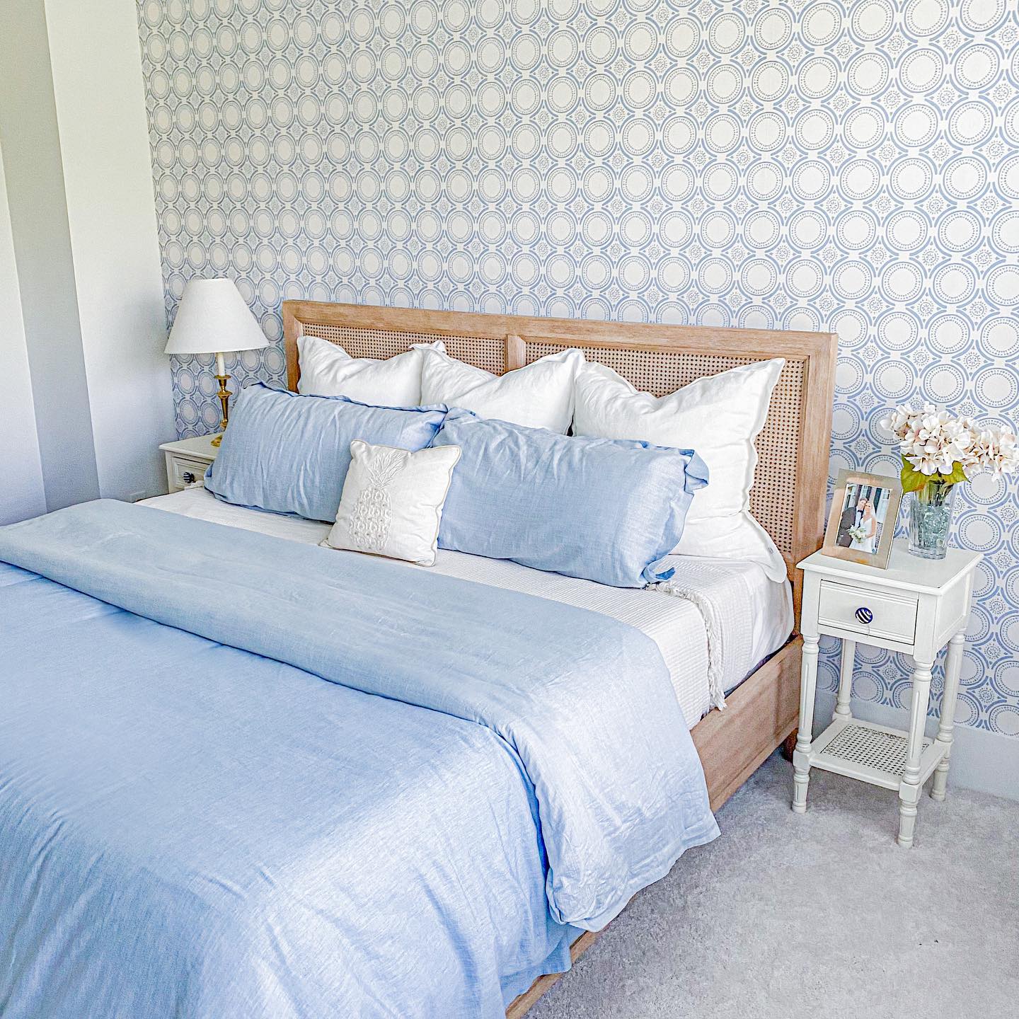 10. the Interlocking Wooden Panels and Geometric Ceiling Of Tranquility