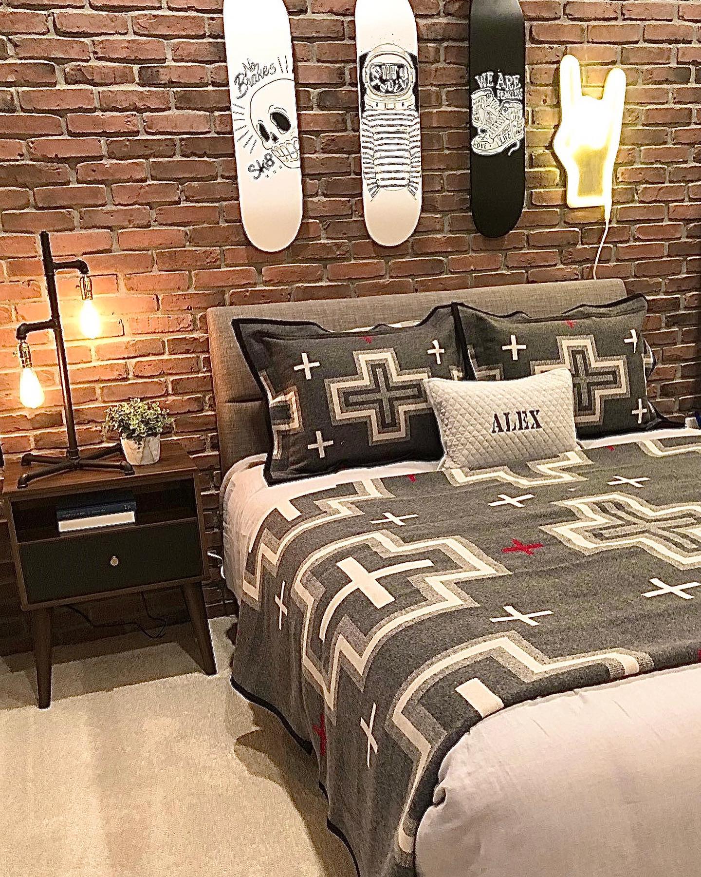 23. Surfboard Skateboard Fusion: a Bedroom Where Adventure Meets Rest